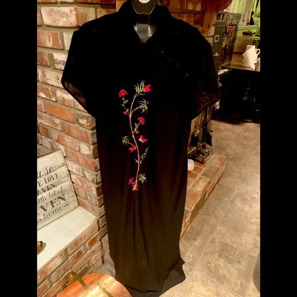Plus size 2 piece dress.